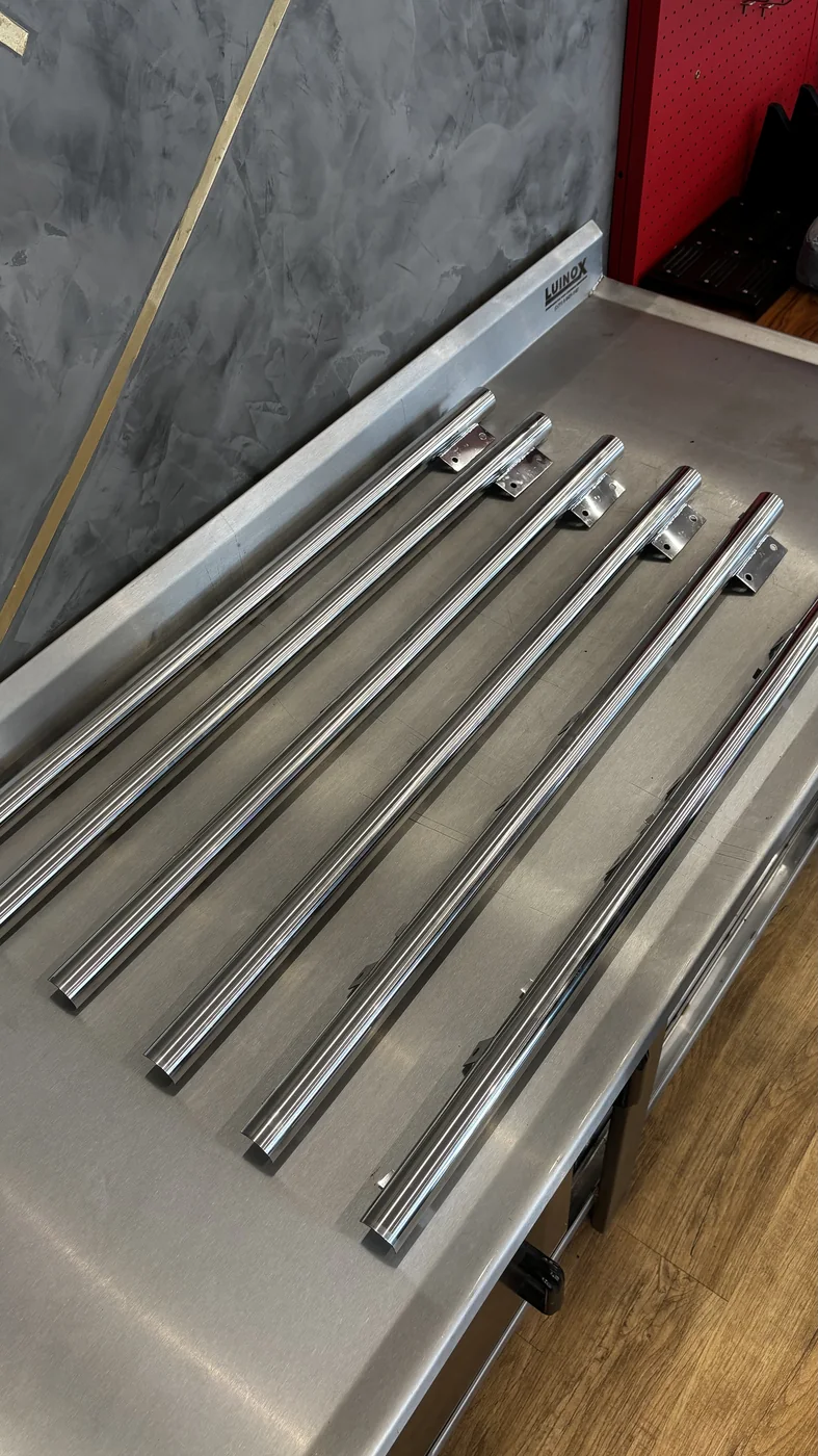 Calha em Inox Protetora do Chicote do Motor